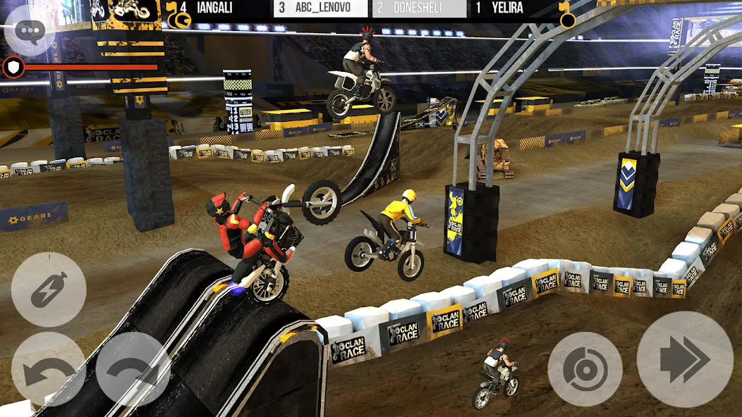 Скачать Clan Race: PVP Motocross races с модом — Много денег — скриншот 5