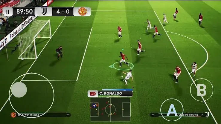 Скачать Real Soccer 2012 — Много денег — скриншот 5